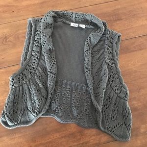 Grey crochet shrug